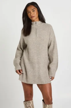 Robe Synthétiquell Tricotée Oversize Petite Taille Avec Col Zippé Et Maille Douce