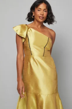 Robe Étagée à Volant Une Épaule