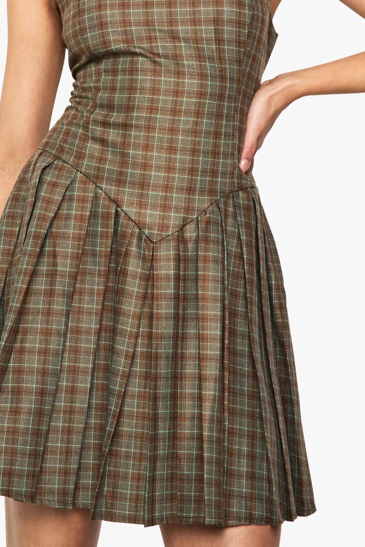 Robe tailleur plissée à carreaux