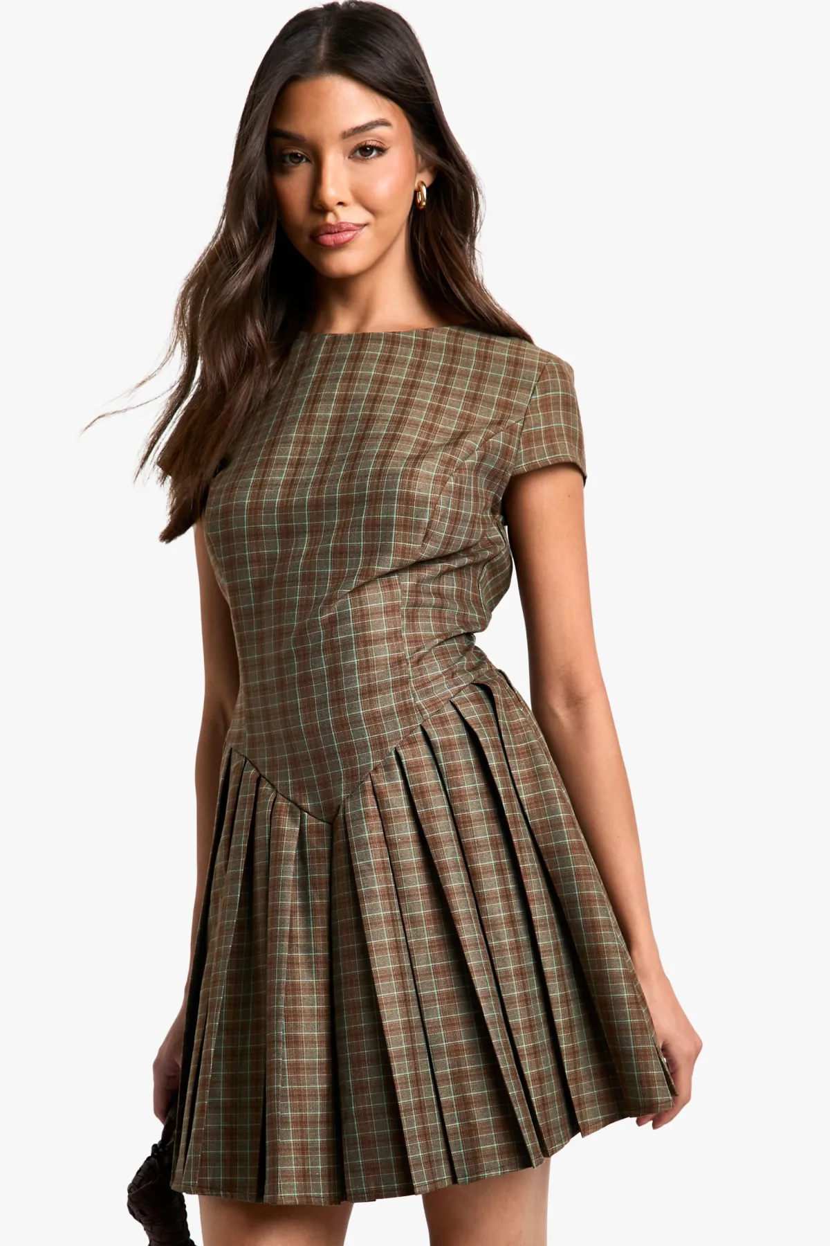 boohoo Robe tailleur plissée à manches cap<Femme Tailleurs|Robes Patineuses