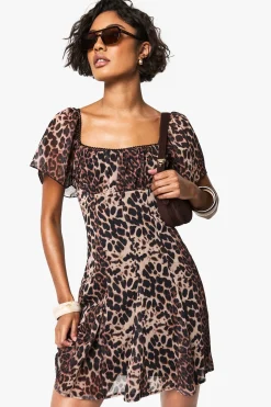 Robe Tea Tall en chiffon imprimé à godet et col carré