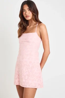 boohoo Robe Trapèze À Motif Floral Dévoré Avec Détail Dos Lacé<Femme Satin Et Dentelle|Robes Patineuses