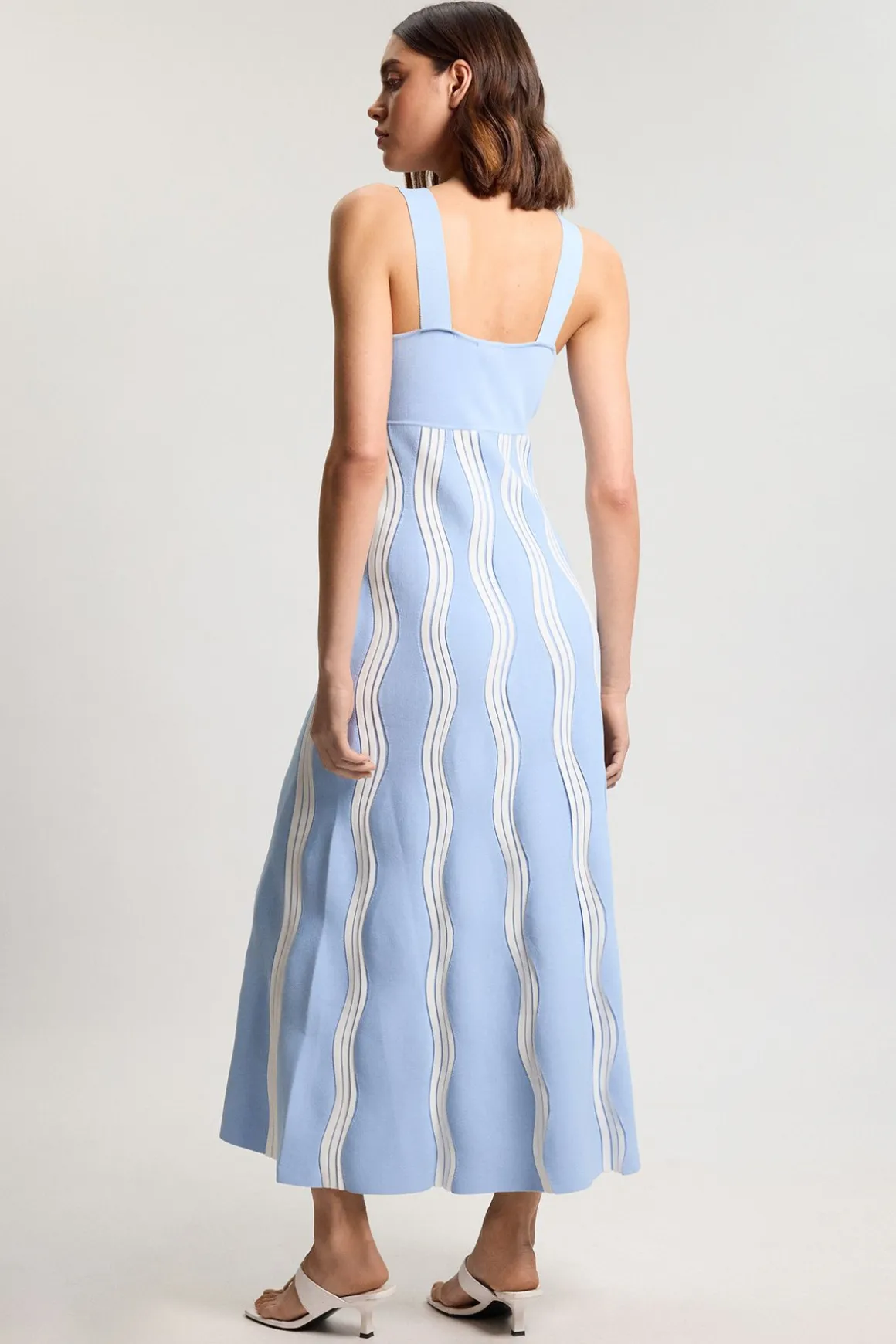 Robe Tricotée À Bretelles Coupe Évasée Motif Vagues Contrastées Petite Taille
