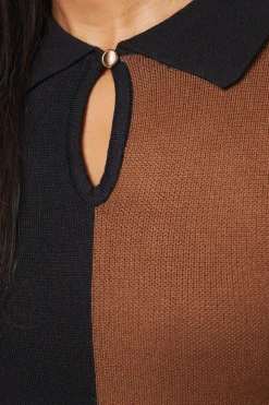 Robe Tricotée à Col et Blocs de Couleurs