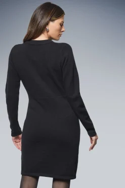 Robe Tricotée à Détails de Nœuds Ornés et Franges