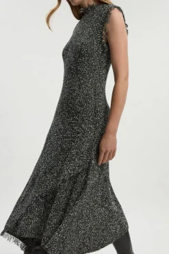 Robe Tricotée en Fil Tweed avec Finitions à Franges