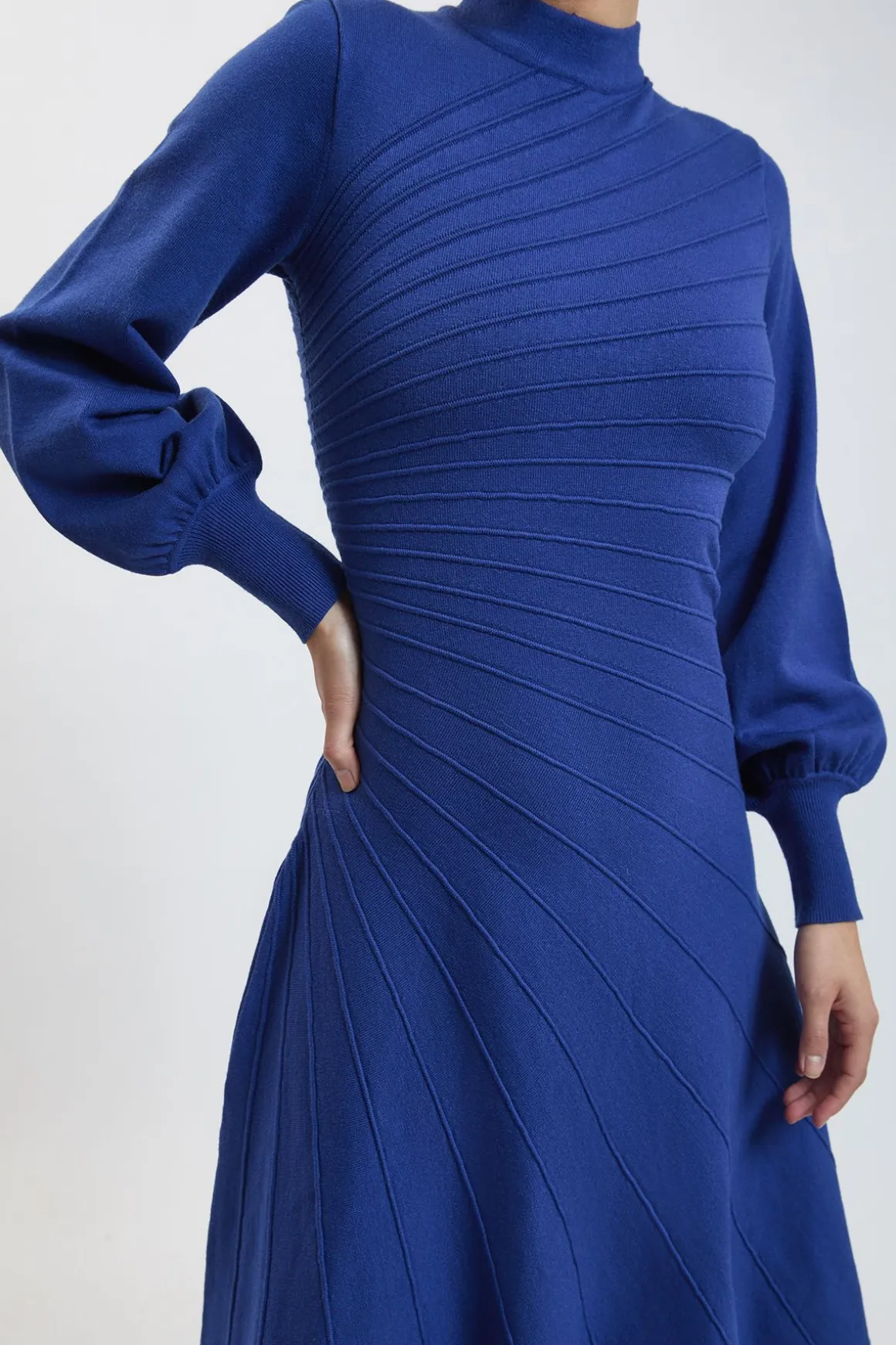 Robe Tricotée À Manches Longues Avec Détail De Côtes Aspect Laine Petite