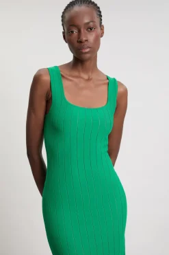 Robe Tricotée Évasée à Encolure Carrée Stretch Compact Petite