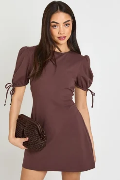 boohoo Robe T-shirt En Coton À Poignets Noués<Femme Looks Chocolat|Robes T-Shirt