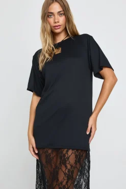 Robe t-shirt midaxi à détails en dentelle Petite