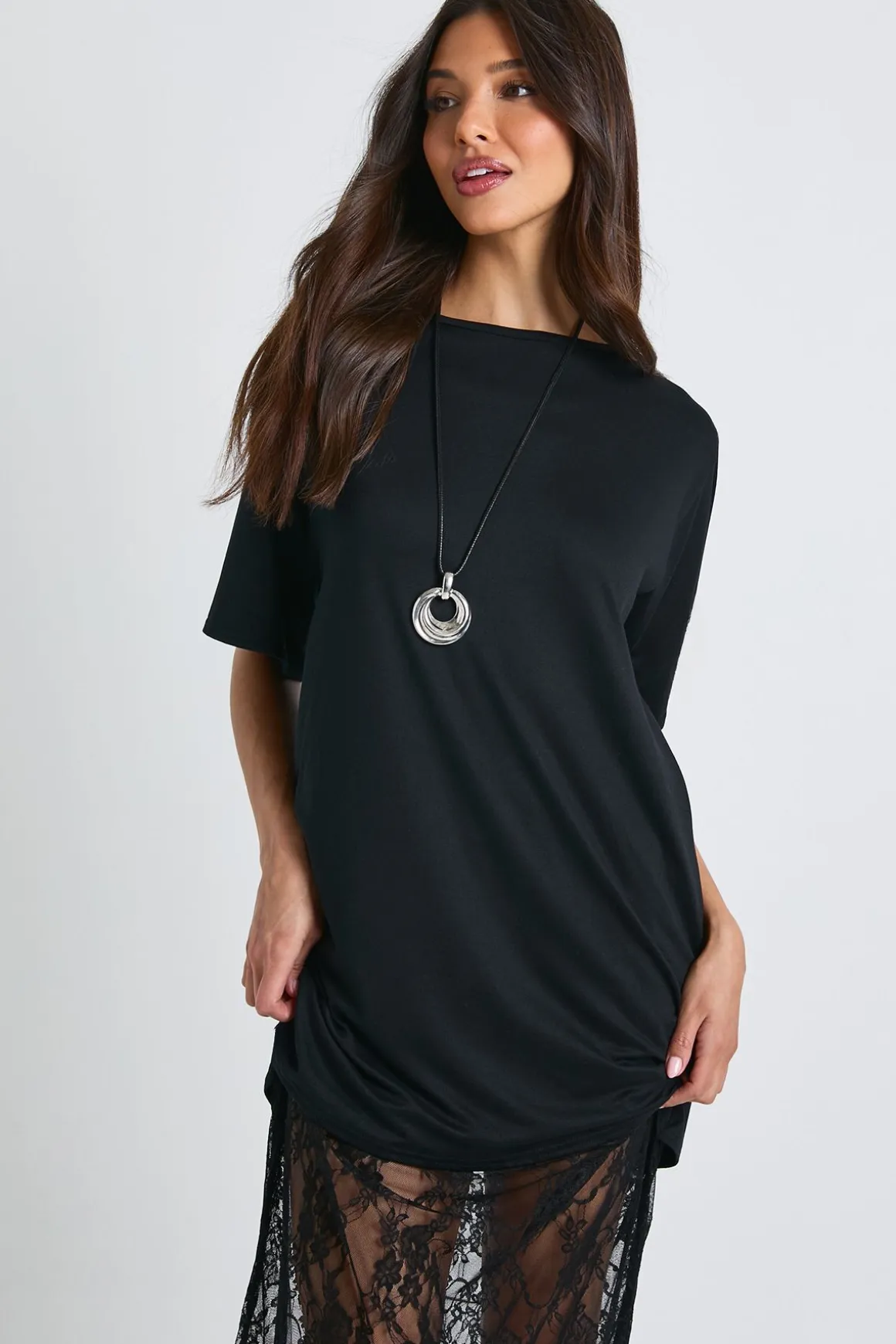 Robe T-shirt Mi-longue à Détails en Dentelle