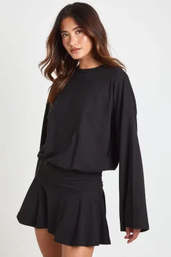 Robe T-shirt Patineuse À Manches Longues Avec Taille Cintrée