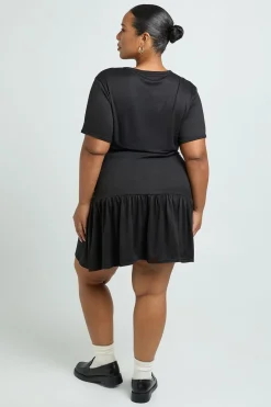 boohoo Robe T-shirt Plus à ourlet tombant<Femme Robes Courtes|Robes