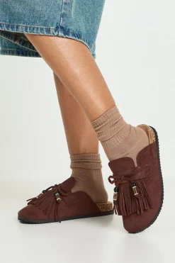 boohoo Sabots Fermés En Synthétique À Pompons Et Perles Décoratives< Looks Chocolat|Chaussures Plates