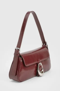 Sac à bandoulière avec détails de boucle métallique