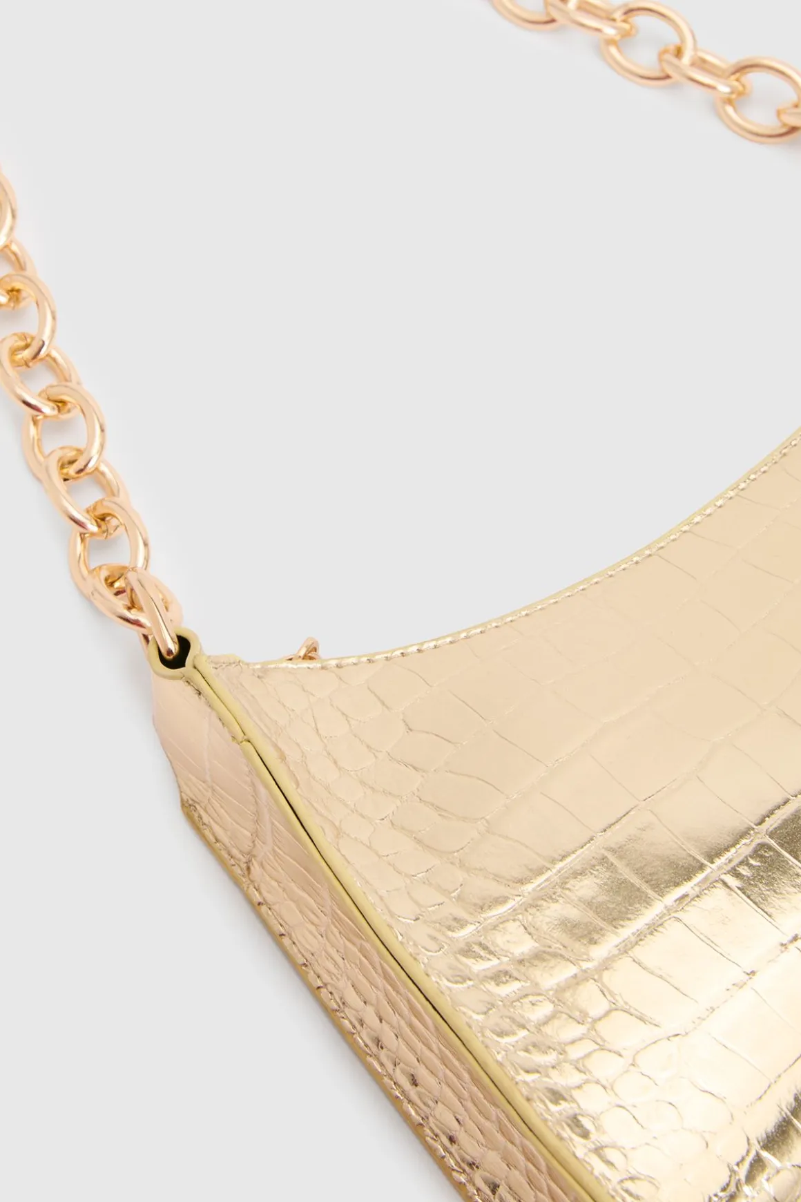 Sac À Bandoulière Chaîne Effet Croco Verni