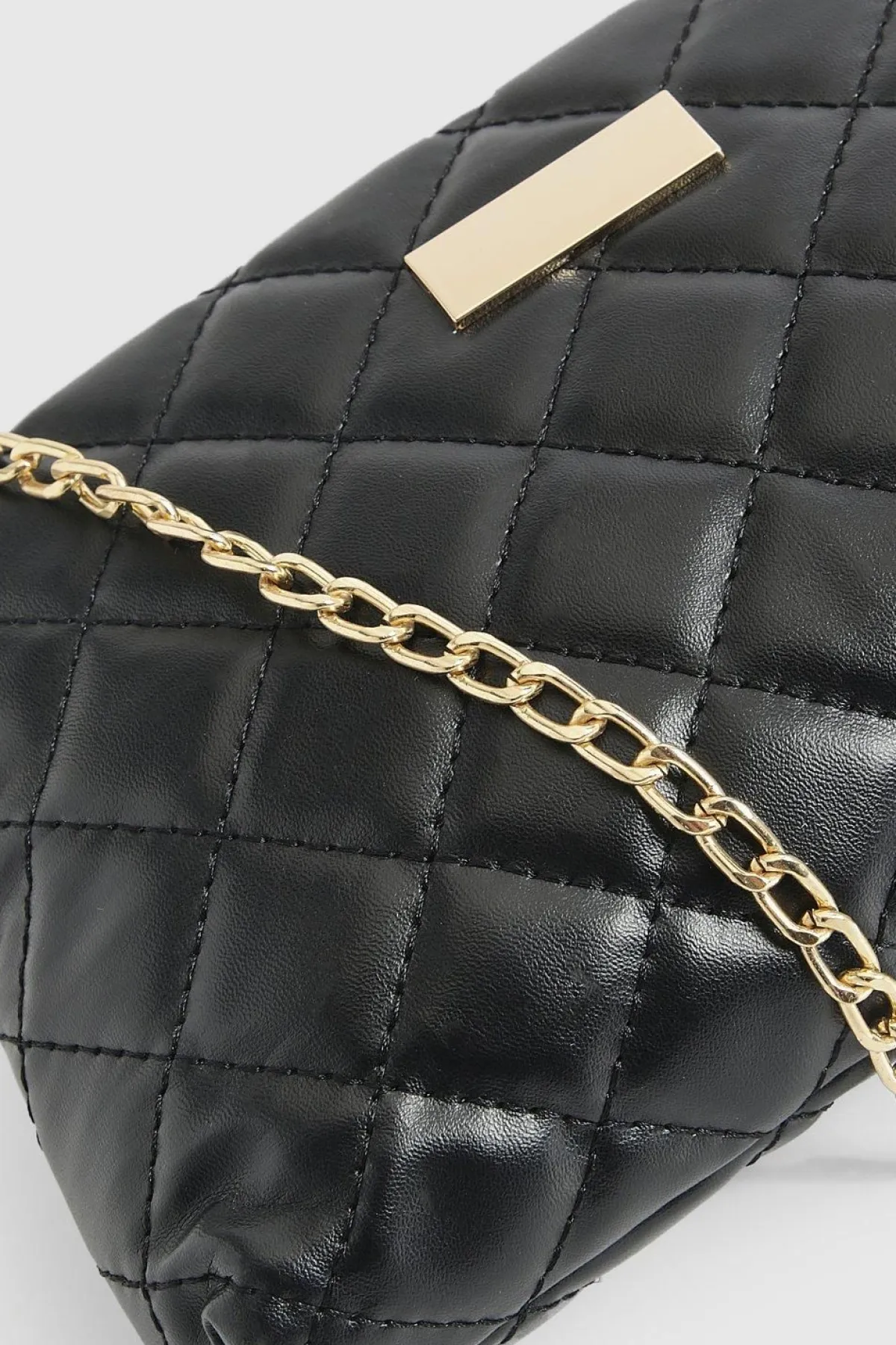 boohoo Sac Bandoulière Matelassé Oversize Basique<Femme Sacs À Bandoulière|Sacs Bandoulière