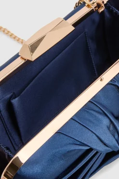 Sac Pochette Beauté Avec Détail Torsadé En Satin