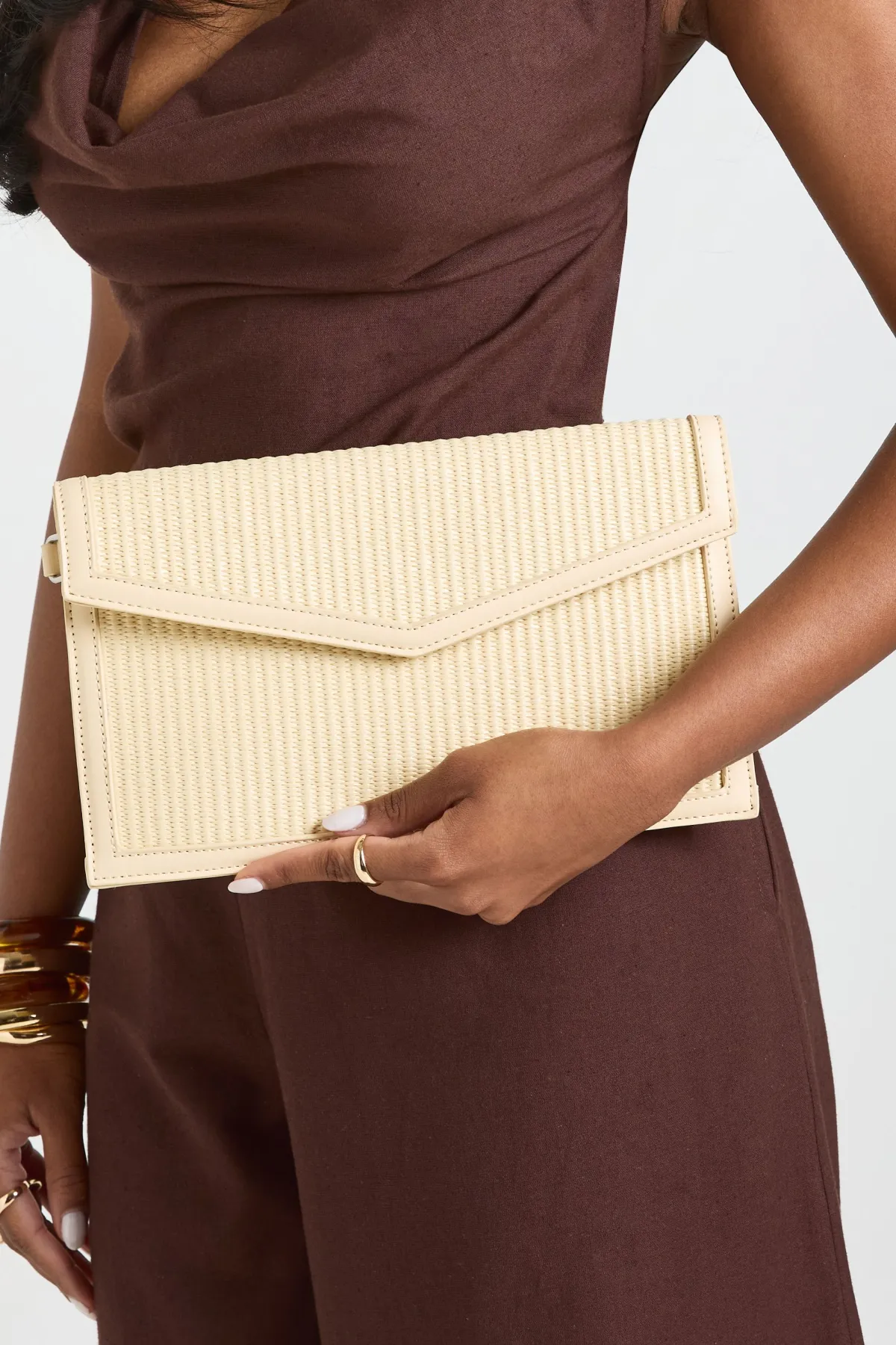 boohoo Sac Pochette En Raphia Contrasté Avec Anse Amovible< Pochettes|Sacs À Main