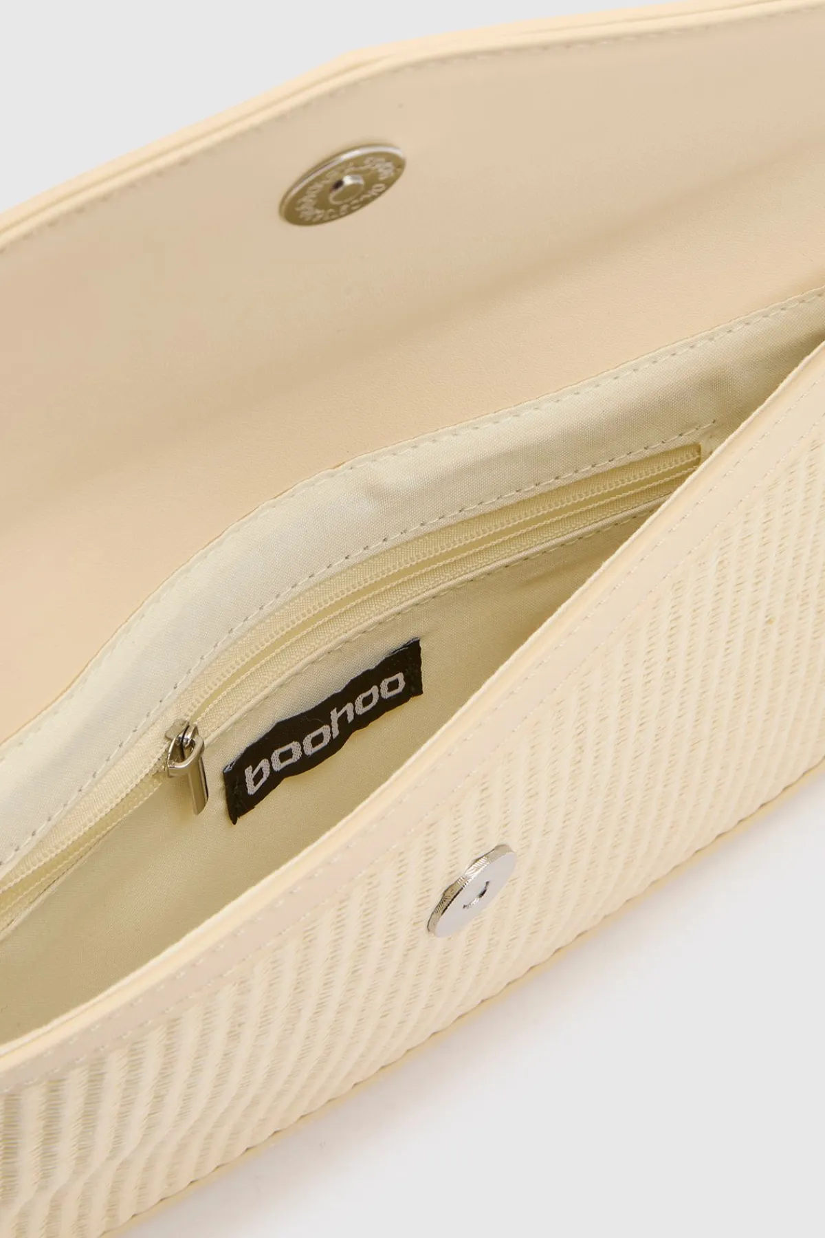 boohoo Sac Pochette En Raphia Contrasté Avec Anse Amovible< Pochettes|Sacs À Main