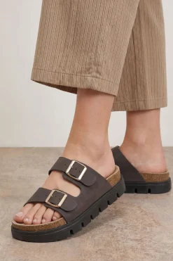 Sandale Plateforme Mae En Synthétique Avec Boucle Et Semelle Ergonomique