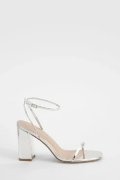 boohoo Sandales bipartites à talon bloc en vernis métallique< Chaussures Festives|Chaussures À Talons