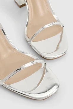 boohoo Sandales bipartites à talon bloc en vernis métallique< Chaussures Festives|Chaussures À Talons