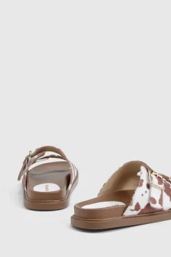 boohoo Sandales à boucle à motif de vache< Sandales