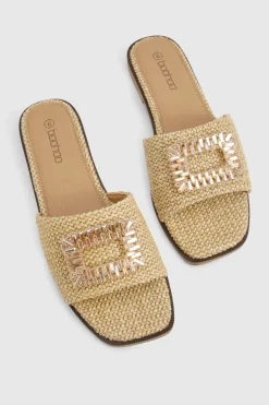 Sandales à boucle ornées de raffia