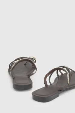 Sandales À Brides Avec Ornements Dorés