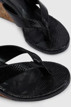 boohoo Sandales Compensées À Bride Orteil Effet Synthétique< Chaussures Festives|Chaussures À Talons