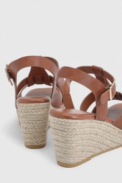 boohoo Sandales Compensées À Brides En T Coupe Extra Large< Chaussures Festives|Chaussures À Talons