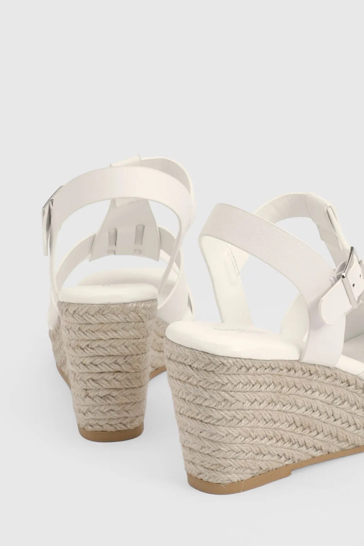 Sandales Compensées À Brides En T Coupe Extra Large