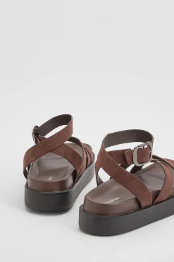 Sandales Compensées À Lanières Croisées En Synthétique