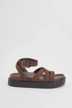 Sandales Compensées À Lanières Croisées En Synthétique