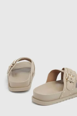 Sandales Croisées À Semelle Anatomique En Synthétique Avec Détails Cloutés