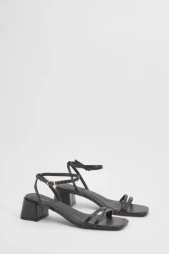 boohoo Sandales À Double Bride Et Talons Bloc Empilés< Chaussures À Talons