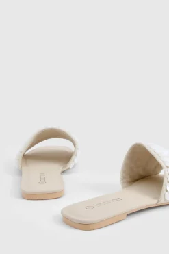 Sandales à Détail en Coquillage