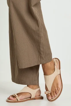 boohoo Sandales En Synthétique Avec Détail De Quincaillerie< Sandales