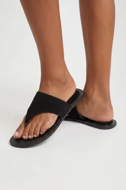 boohoo Sandales Entre-doigts En Faux Suède Avec Détails De Couture< Sandales