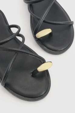 Sandales À Lanières Entre-Doigts Avec Détails Métalliques