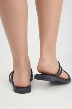 Sandales À Lanières Entre-Doigts Avec Détails Métalliques