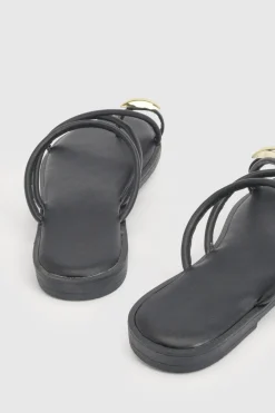 Sandales À Lanières Entre-Doigts Avec Détails Métalliques