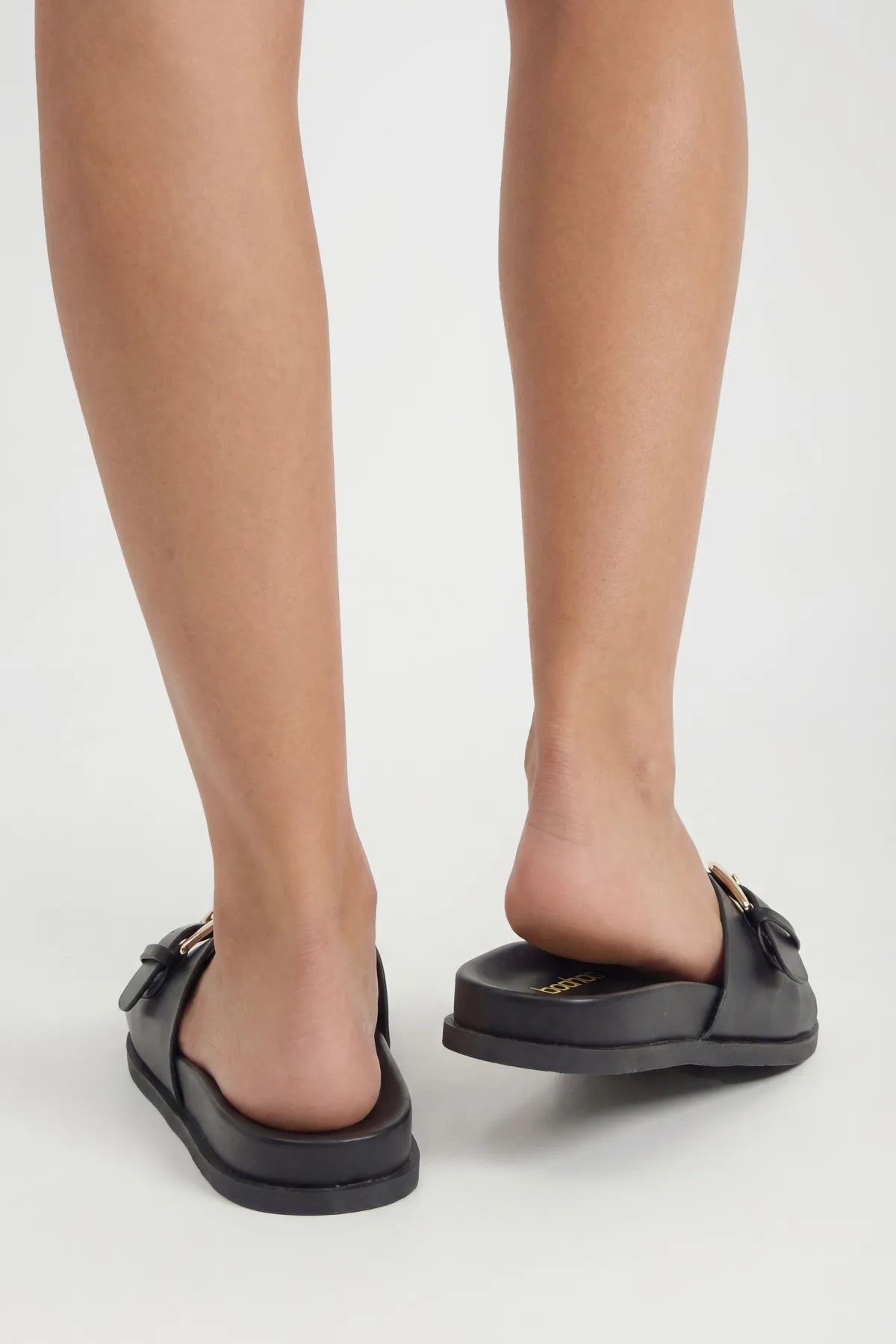 boohoo Sandales Mules À Bride Avec Boucle Et Coupe Large< Sandales