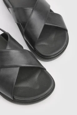 boohoo Sandales À Plateforme Avec Brides Croisées Et Boucle< Sandales