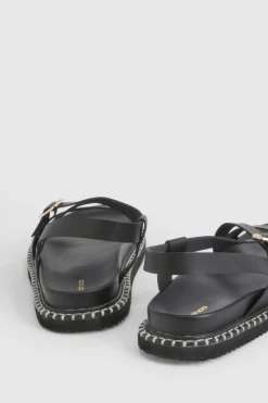 Sandales À Plateforme Avec Détail De Brides Croisées