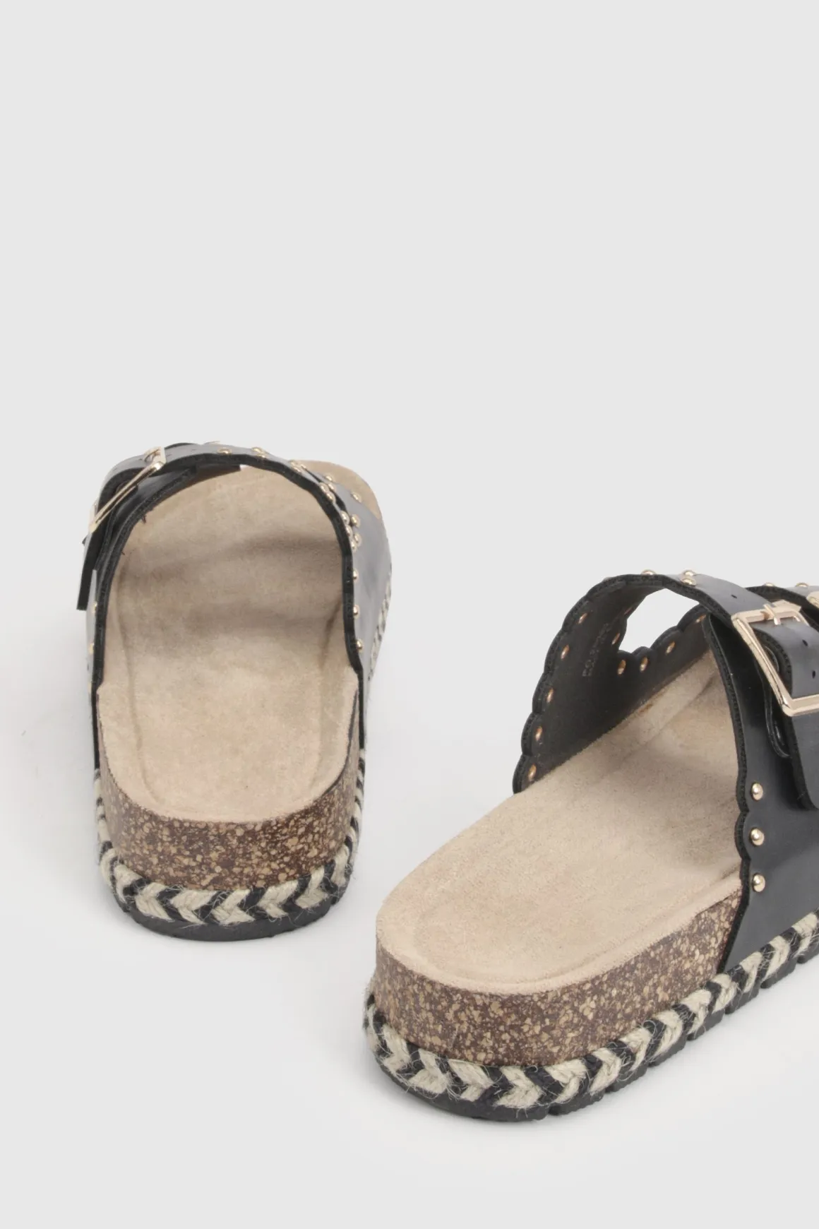 Sandales À Plateforme Plate Avec Double Boucle Et Clous
