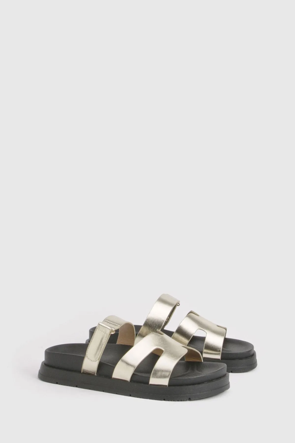 boohoo Sandales Plateformes À Lanières Ajourées Coupe Large< Sandales|Chaussures Dorées