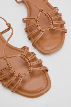 Sandales Plates À Bout Ouvert Avec Brides En Synthétiquecuir Clara