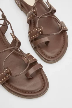Sandales Plates Carla En Synthétiquecuir À Clous Avec Lacets Montants
